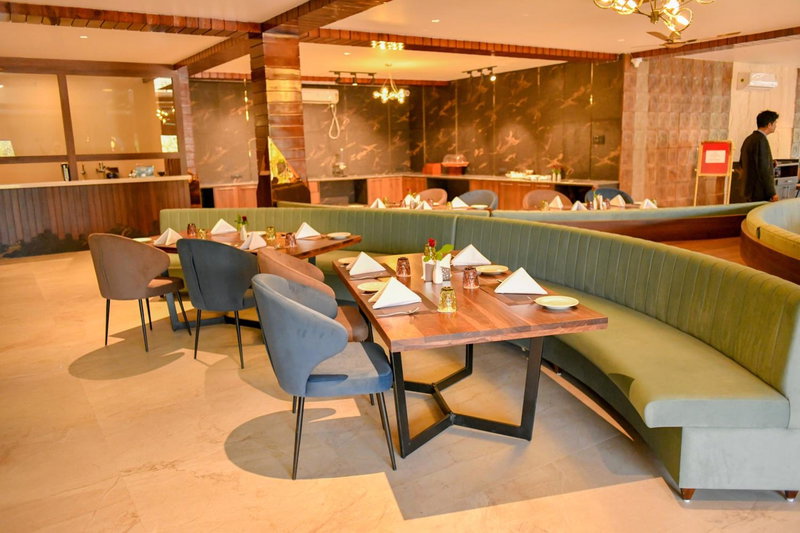 Opulence Resort, Jorhāt, India