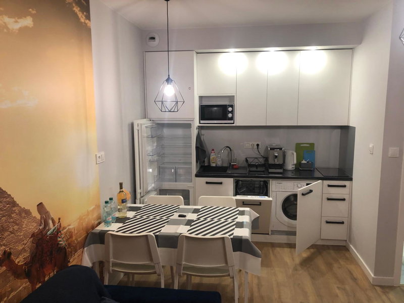 Klimatyzowany Apartament EGIPT z sauną i miejscem parkingowym, Kielce, Poland