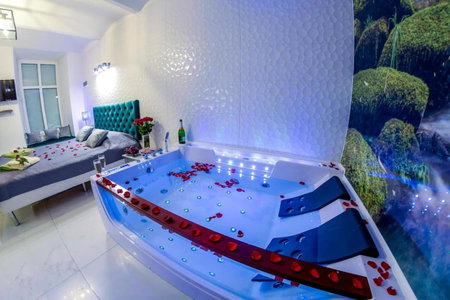 Apartment Jacuzzi, Kraków, Poland
