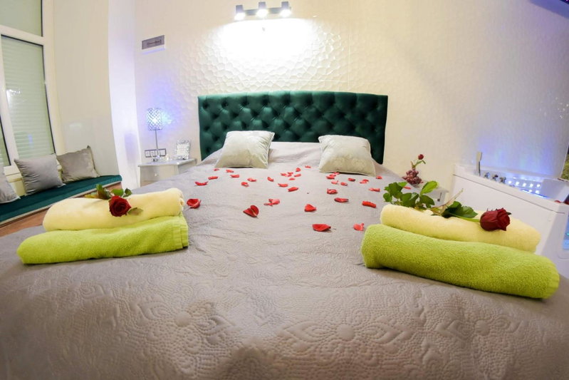 Apartment Jacuzzi, Kraków, Poland