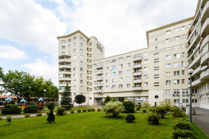 Gama Home Kondratowicza18, Warsaw, Poland