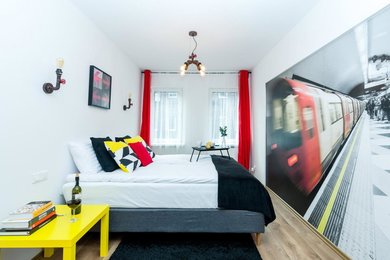 Sleepway Apartments - Red Metro, Poznań, Poland