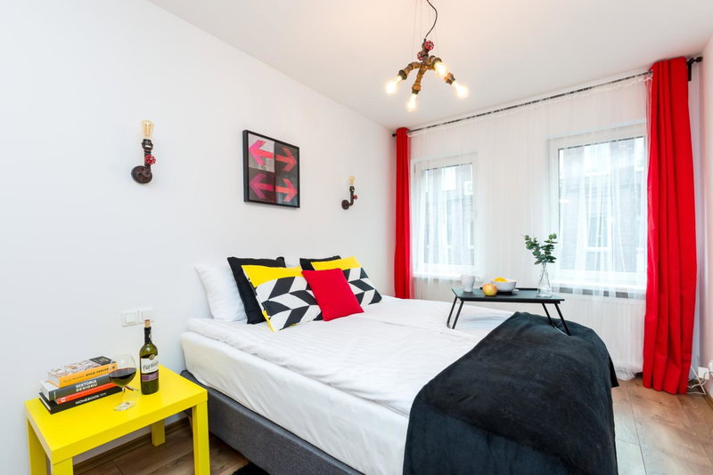 Sleepway Apartments - Red Metro, Poznań, Poland