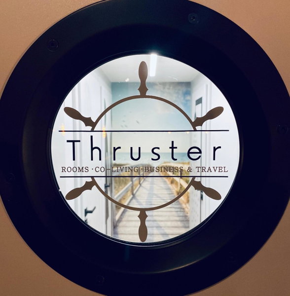 Thruster - mini kino, lobby, kuchnia, netflix, Gdynia, Poland