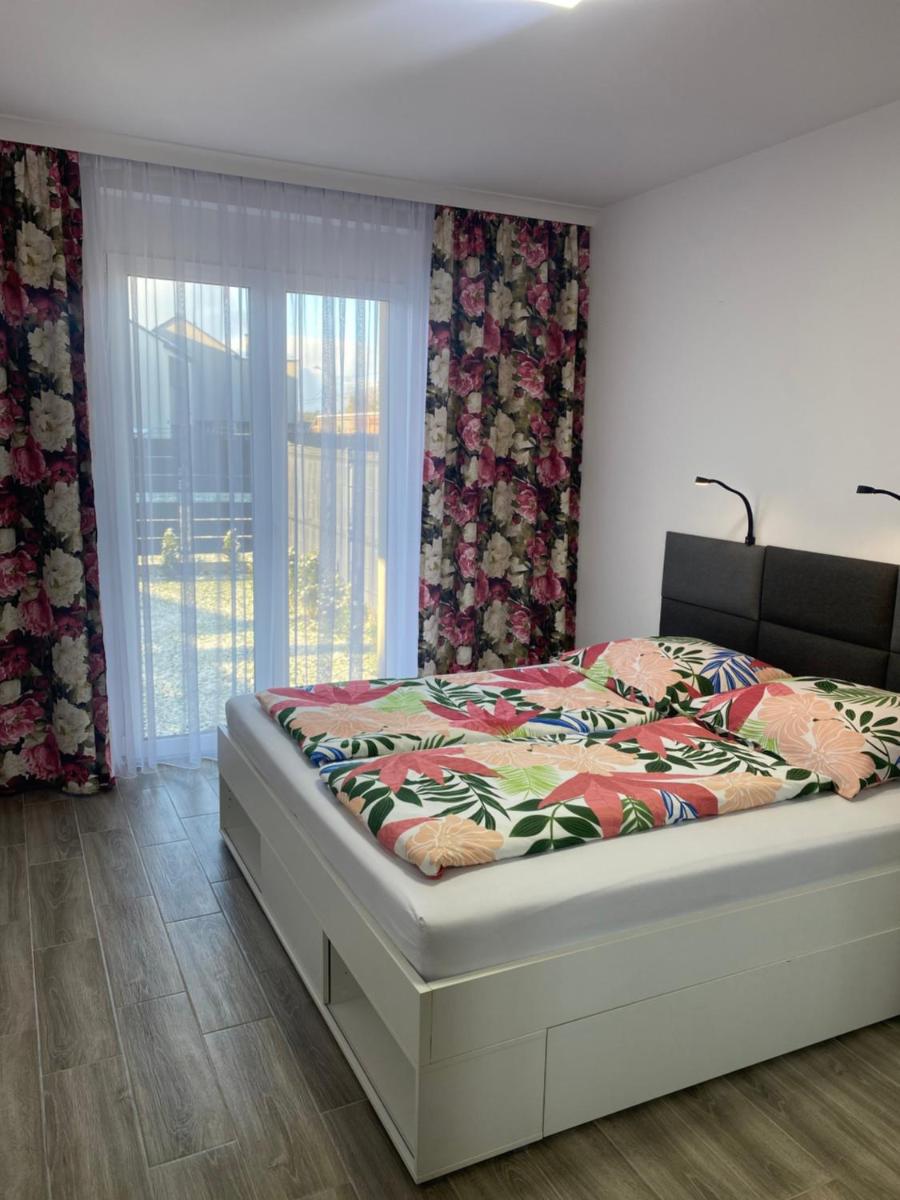 1 Tyskie Apartamenty z ogródkiem, Poland