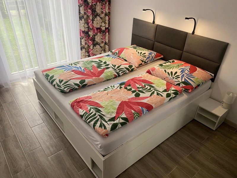 1 Tyskie Apartamenty z ogródkiem, Tychy, Poland