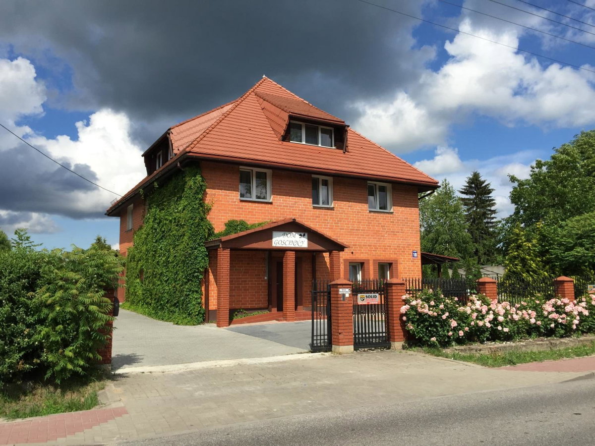 Hotel · Dom Gościnny 8 km od Suntago, Deepspot, Radziejowice