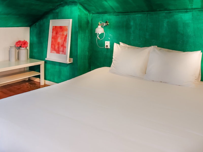 Supernova - Hostel, Porto, Portugal