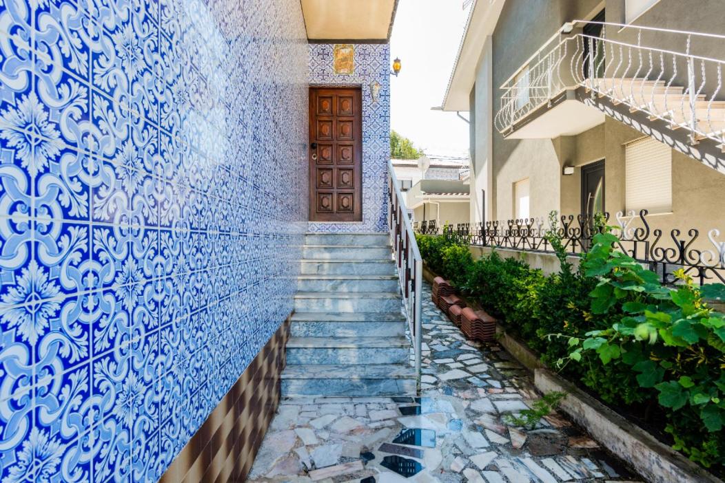 Casa dos Azulejos, Portugal