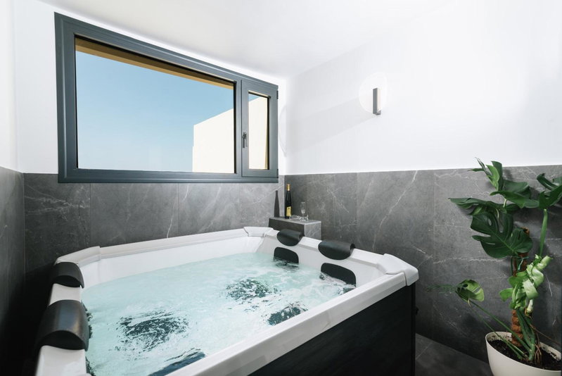 Alcyone Studios and Apartments, Heraklio Town, Greece