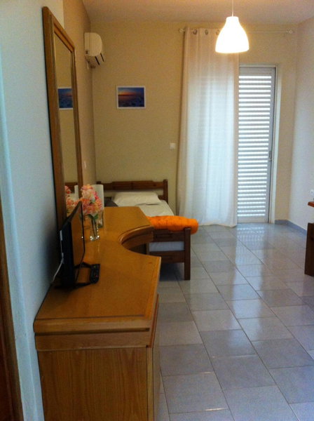 Manias Apartments, Kos Town, Greece