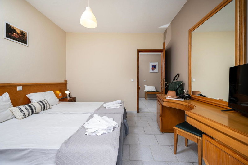 Manias Apartments, Kos Town, Greece