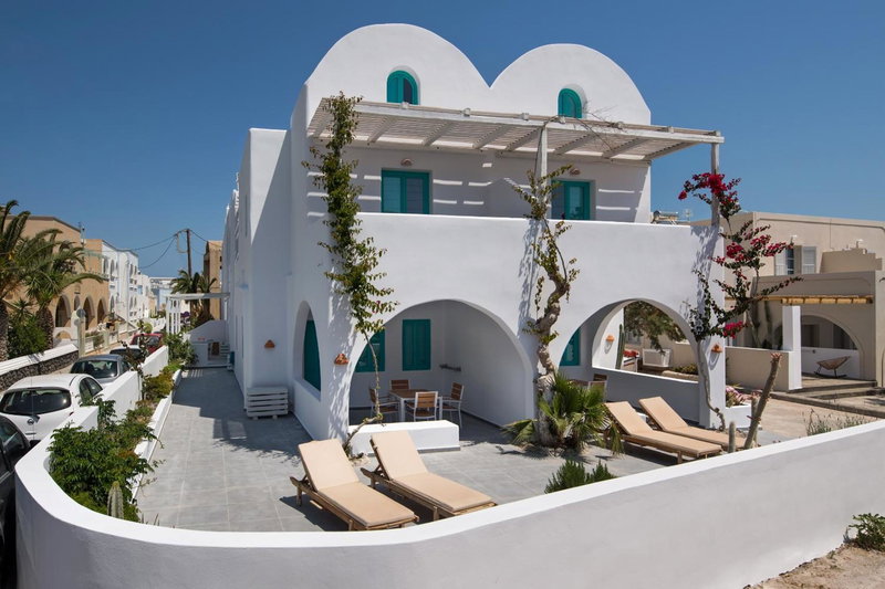 Nissia Beach Apartments & Suites, Kamari, Greece