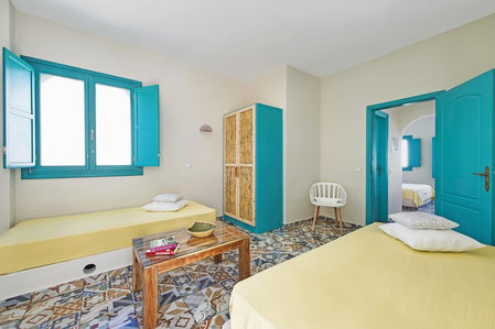 Nissia Beach Apartments & Suites, Kamari, Greece