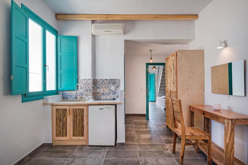 Nissia Beach Apartments & Suites, Kamari, Greece
