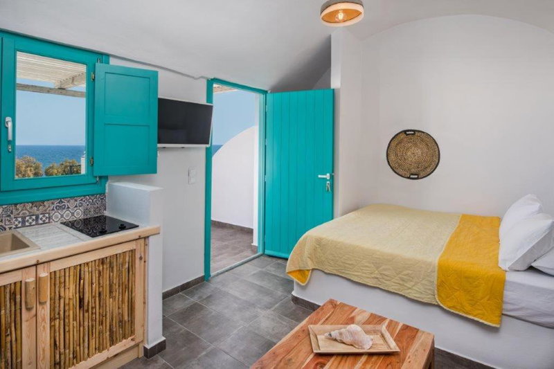 Nissia Beach Apartments & Suites, Kamari, Greece