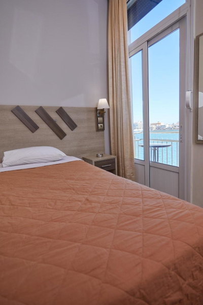 Amalia City Rooms, Chios, Greece