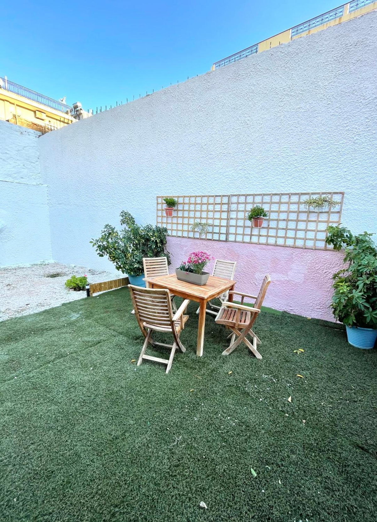 Hotel · Bohem Apartment near Athens Airport, Spáta