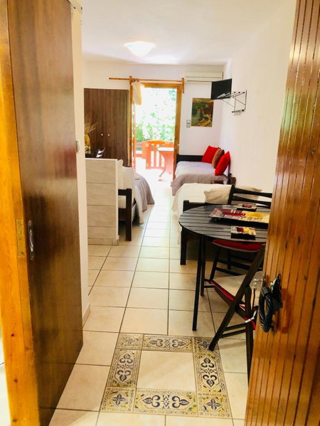 Batistas Apartments, Naousa, Greece