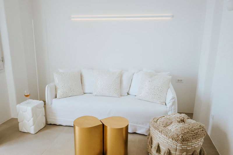 CASASUNSHA Hybrid Retreat Santorini, Fira, Greece