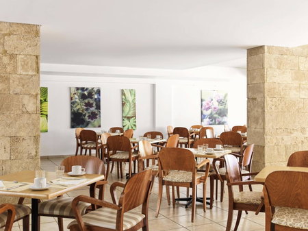 Pearl Hotel, Rhodes Town, Greece