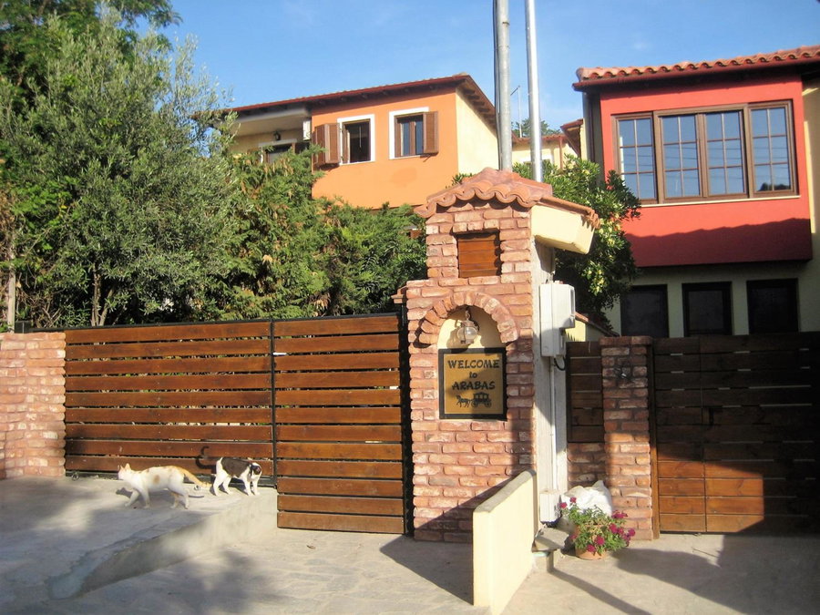 Studios Arabas, Thessaloniki, Greece