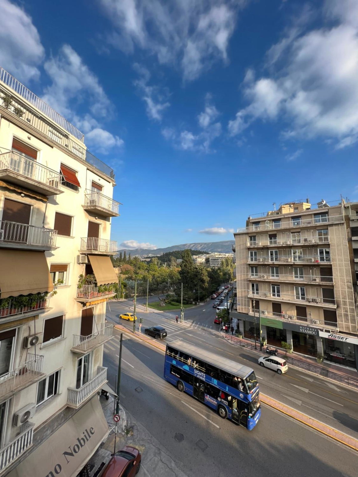 A Stroll to the Acropolis - By Athenian Homes, Greece