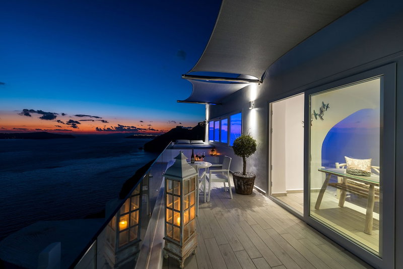 Fira Deep Blue Suite, Santorini, Greece