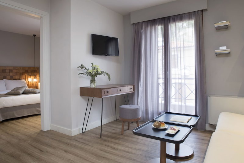 Apollon Library Suites, Nafpaktos, Greece
