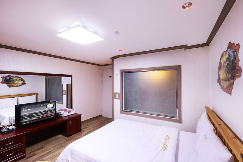 Seocheon Geumgang Beach, Seocheon, South Korea
