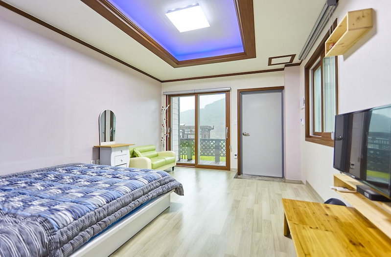 Wuyeon and Inyeon Pension, Namhae, South Korea