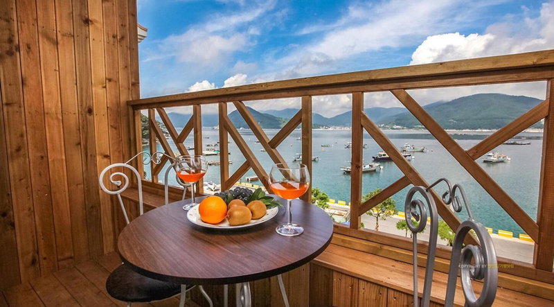 Geojae Beach Maru Pension, Geoje, South Korea