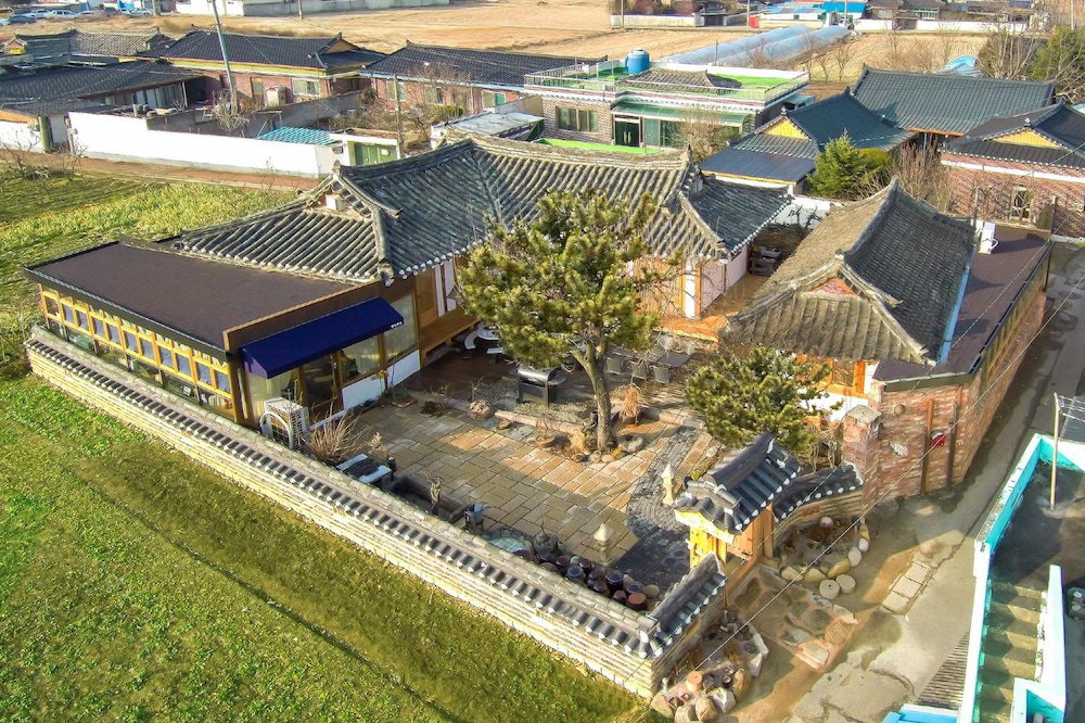 Hotel · Gyeongju Hanokstay Hangbokhanzip, Gyeongju