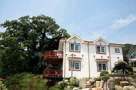 Ggumaebon Pension, Geoje, South Korea