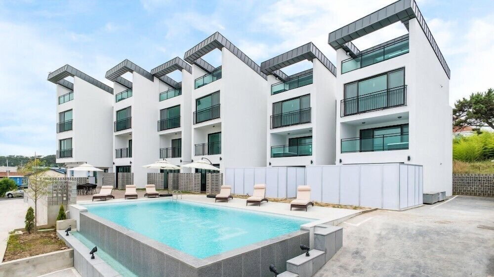 Hotel · Badam pool villa, Ulsan