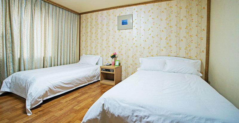 Emerald Hotel, Jeju City, South Korea