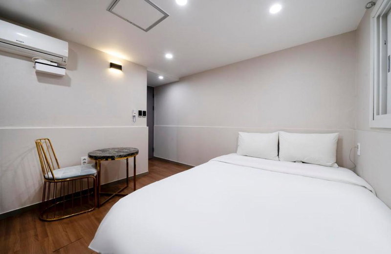 Gwanganli Calm Rest Hotel, Busan, South Korea