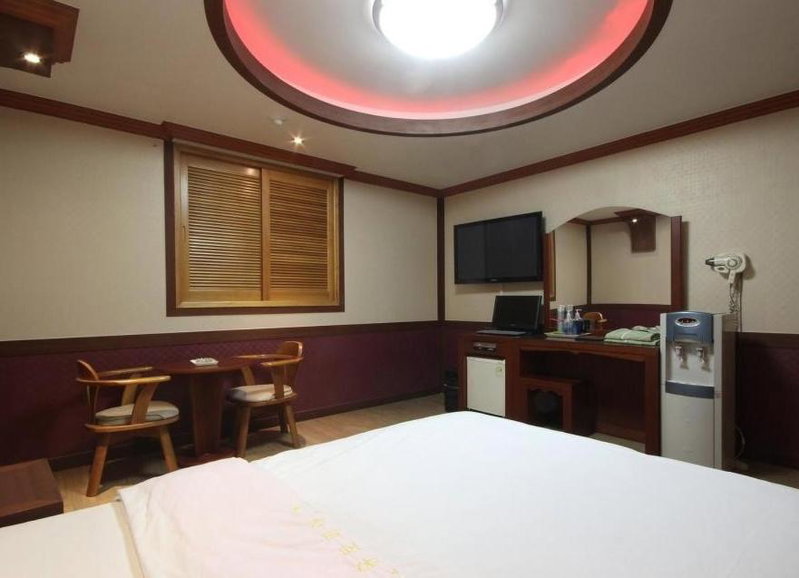 Utopia Hotel, Gumi, South Korea