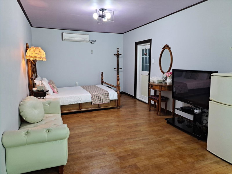 Charm Pension, Gapyeong, South Korea