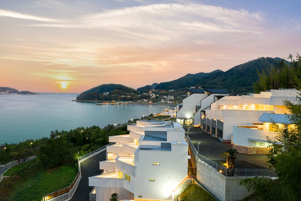 Oceanterra, South Korea