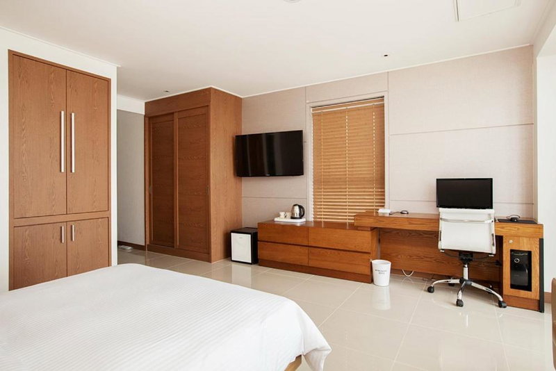 Wolmido Premiers Hotel, Incheon, South Korea
