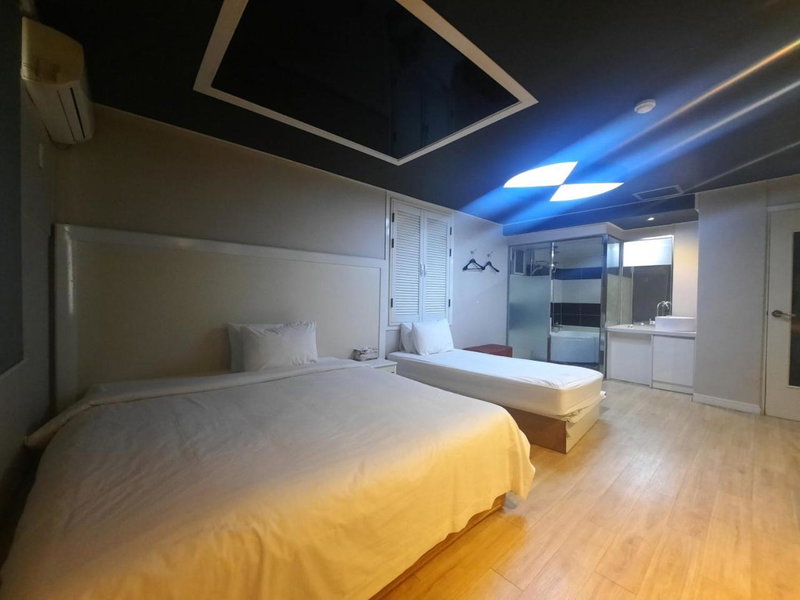 Z Motel Daeyeon Busan, Busan, South Korea