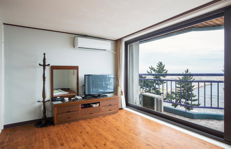 Benikea Hotel Mountain & Ocean Sokcho, Sokcho, South Korea