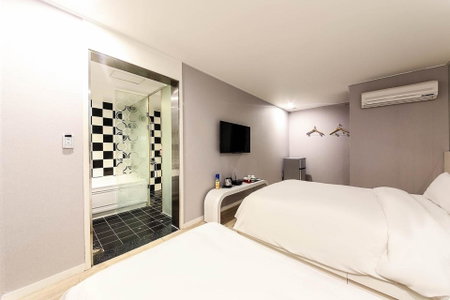 The Oreun Echae Hotel, Jeju, South Korea
