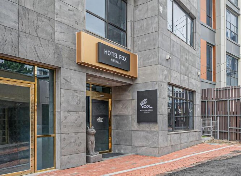 Hotel fox arthall, South Korea