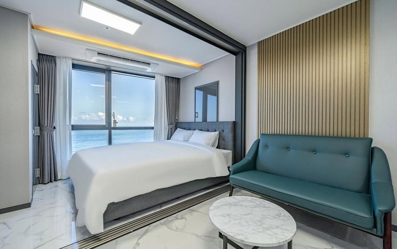 Song Jeong Hotel Blue Castle, Busan, South Korea