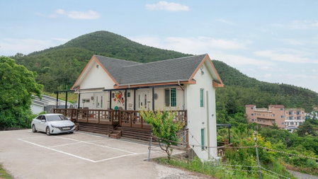 Yeosu Dulggot Pension, Yeosu, South Korea