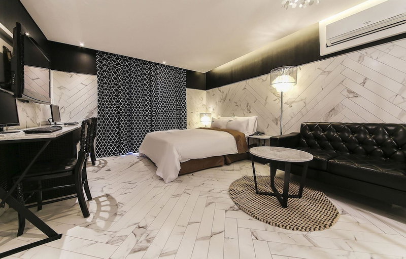 California Hotel, Guri, South Korea