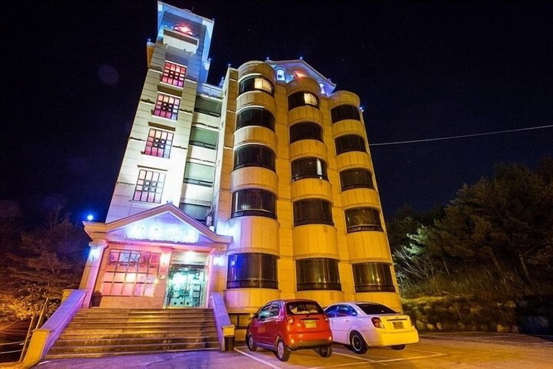 Carlsbed Motel, Sokcho, South Korea