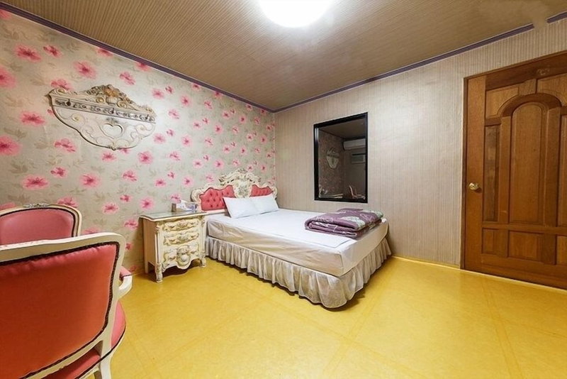Carlsbed Motel, Sokcho, South Korea